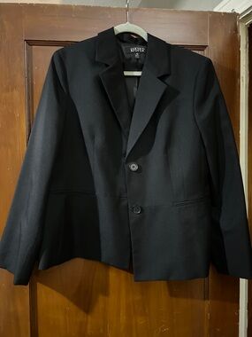 Kasper Black Women's Tailored Two-Button Blazer